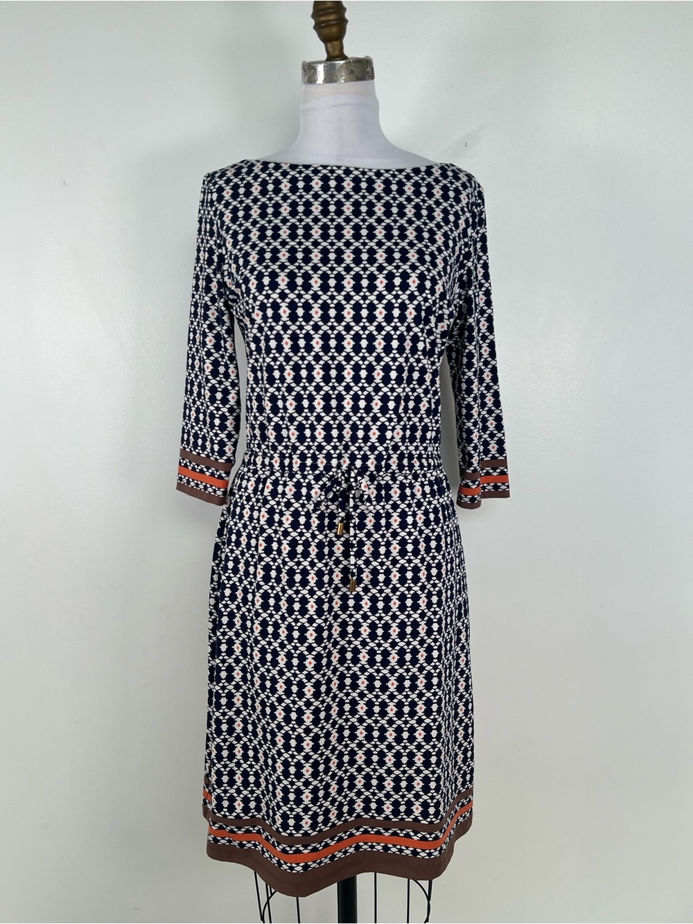 EUC! J. McLaughlin Navy and Orange Print Dress Size Medium